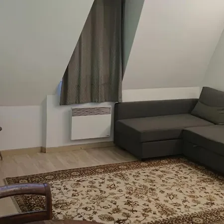 Апартаменты Cosy Ternes Near Palais De Congres *